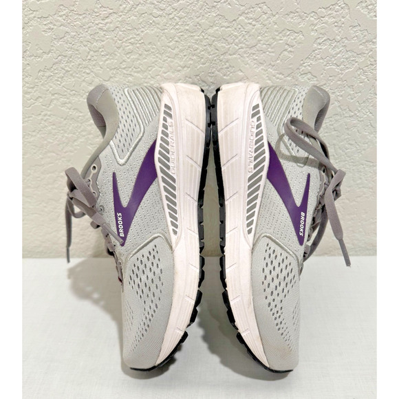 Brooks Ariel ’20 Oyster Alloy Grape Running Walking Shoes Womens Sz 6 - Picture 2 of 10